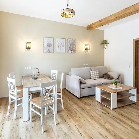 Ferienbahnhof Fichtental Gleisblick Lounge Appartement *